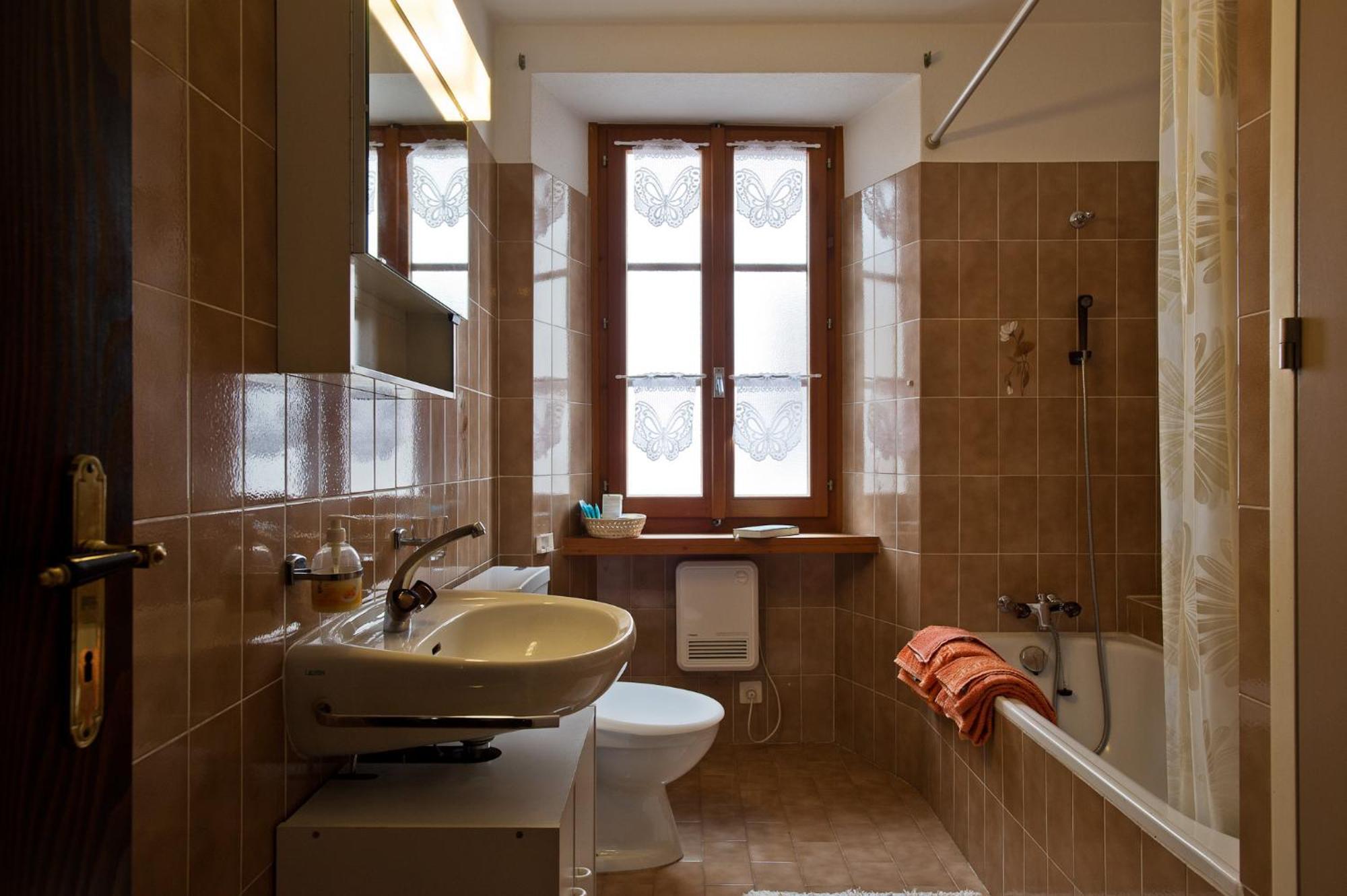 Charming B&B And Osteria La Crisalide Meride Exterior foto
