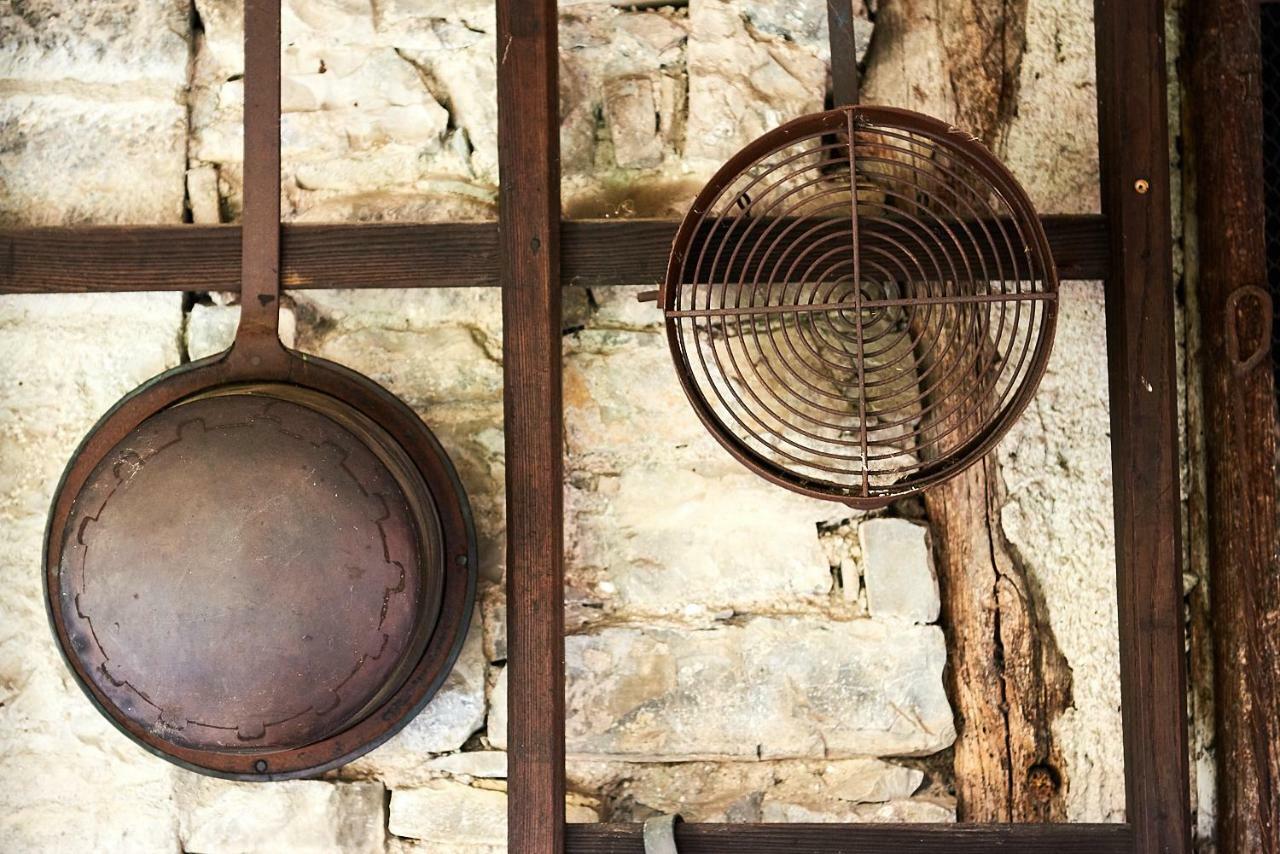 Charming B&B And Osteria La Crisalide Meride Exterior foto